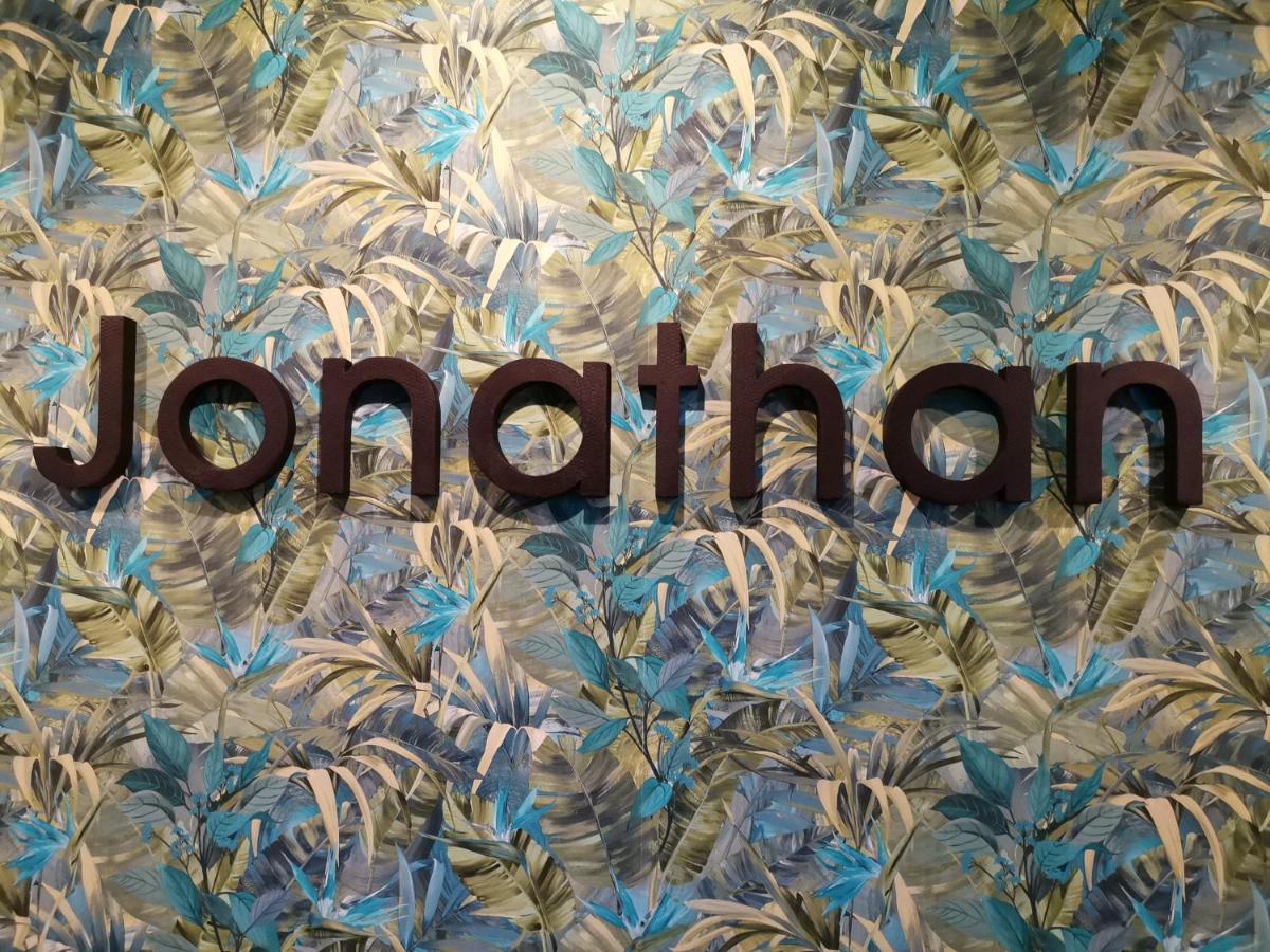 Jonathan Bed&Pizza Komarom Ngoại thất bức ảnh